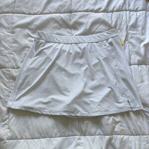 NWT Eleven By Venus Tennis Golf Skort Skirt White Stretch Womens Size XL Pockets